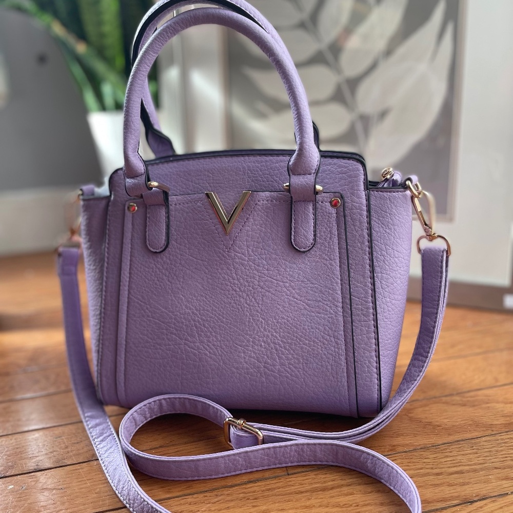 Small Lavender V Purse